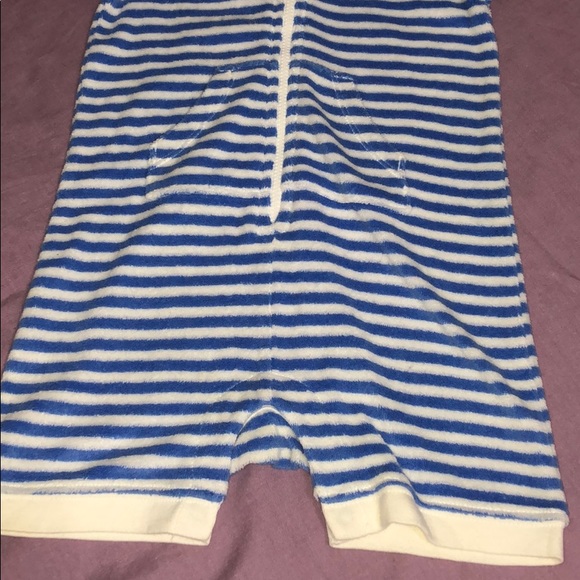 Gap Baby Onesie - Picture 3 of 5